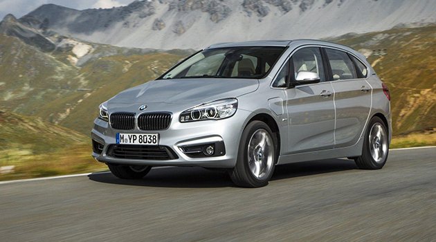 sadece-2-1-lt-yakan-bmw.jpg